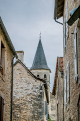 Dans les rues de Villeneuve d'Aveyron