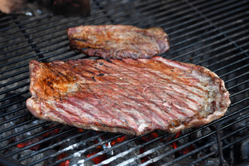 saftiges steak auf dem grill