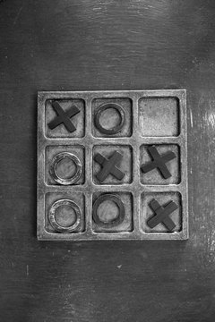 The X wins in a game of tic tac toe