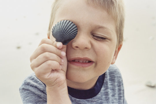 Seashell Eyepatch