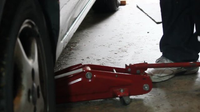 jacking up car 1