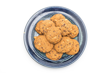 chocolate chips and cashew nut cookies