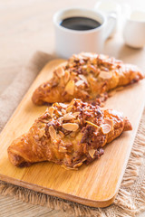 croissant with almonds