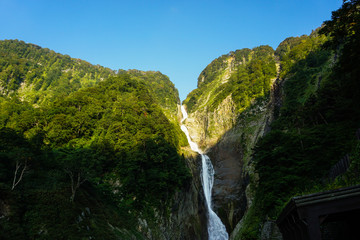 Fototapeta na wymiar 日本一の落差　称名滝