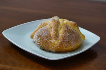 Traditional mexican bread 02