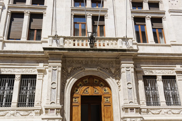 Obraz premium Details of architecture, historical buildings of Italy. Ascoli Piceno. Marche.