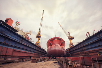 Ship repair shop
