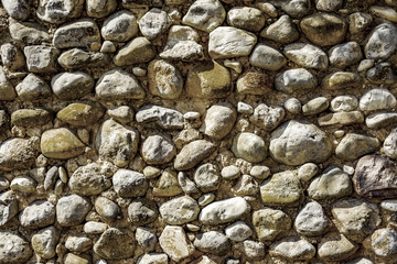 Wall made of natural stone