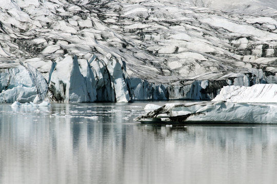 glacier lake in iceland