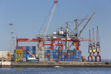 Fototapeta premium plain container port