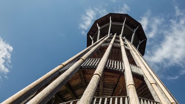Timelapse de la Tour de Sauvabelin, &agrave; Lausanne en Suisse