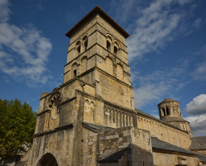 Fototapeta na wymiar Eglise abbatiale Sainte Marie in Cruas Frankreich