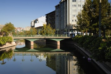 Fototapeta na wymiar Brücke in Eskisehir