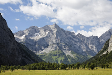 Ahornboden, Engtal, Spitzkarspitze, Karwendel mountains, Tyrol, Austria, Europe