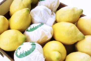 A box of lemons