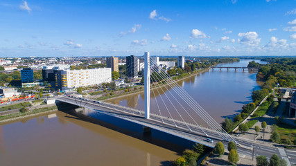 Photo aérienne du pont Eric Tabarly, à Nantes