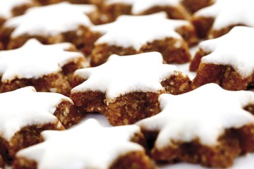 Cinnamon star cookies, covering the whole format