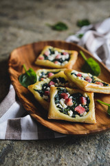 Savoury spinach cakes with bacon and Feta cheese