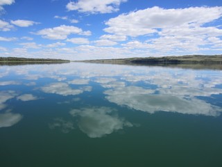 Fototapeta premium Clouds reflecting on calm waters !