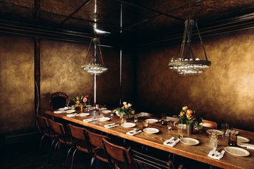 Dinner Party Charming Table Setting