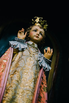 Statue of Jesus Christ being a child