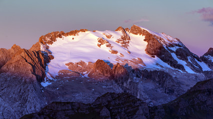 Fototapeta na wymiar montagna