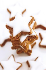 Cinnamon stars