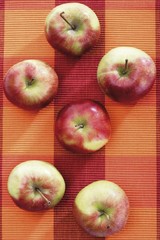 Arlet apples