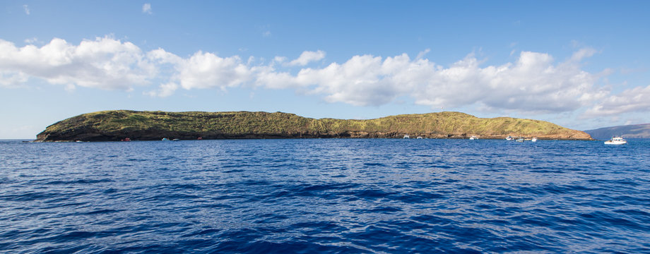 Molokini Crater In Maui, Hawaii