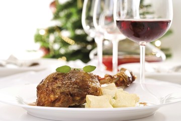 Roast goose-leg and kohlrabi stars