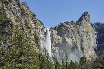 Fototapeta na wymiar The beautiful Bridal Veil Falls