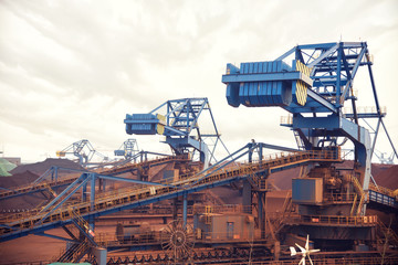 Fototapeta na wymiar Stacking sites for iron ore