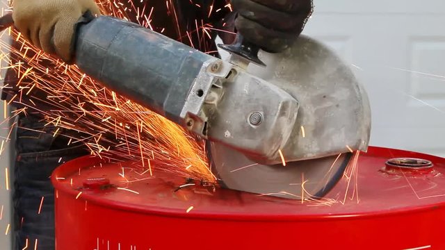 &eacute;tincelles disqueuse sur m&eacute;tal