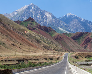 Road from Osh to Sara Tash in Kyrgyzstan.