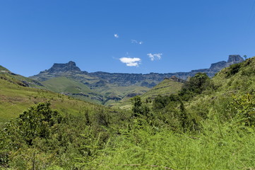 Obraz premium Amphitheatre with clouds in Drakensberg mountain, South Africa