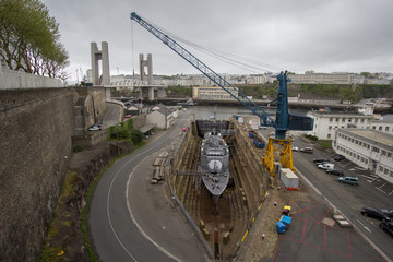 Navire de guerre © Herb Rice