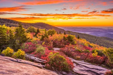 Photo sur Plexiglas Automne Aube d& 39 automne dans les montagnes Blue Ridge