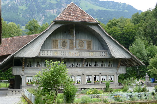 Altes Berner Bauernhaus im Freilichtmuseum Ballenberg