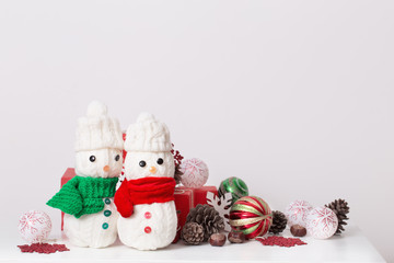 snowmen decoration with red gift box