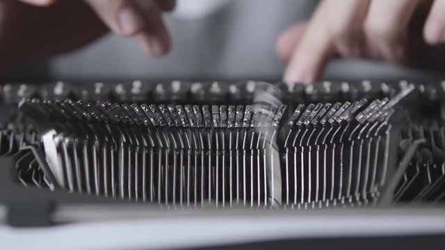 Typewriter fast typing dexterity in typewriting