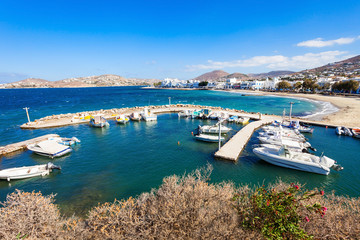 Obraz premium Boats in Paros port