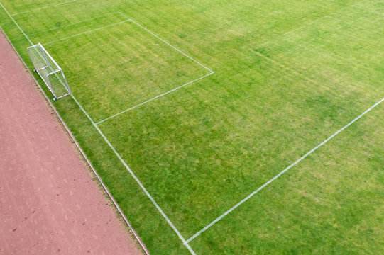 Luftbild Fußballspielfeld mit Tor