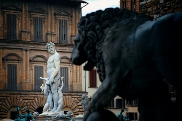 Fountain of Neptune in Florence © rabbit75_fot