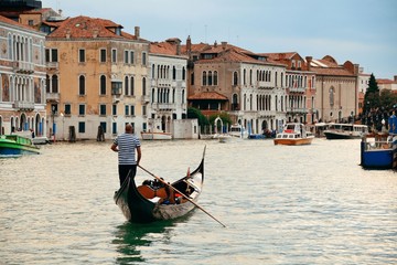 Gondola in canal in Venice © rabbit75_fot