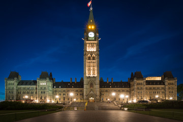 Fototapeta na wymiar Canada’s Parliamentary Precinct 