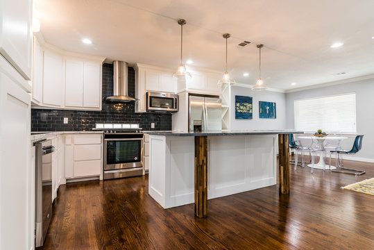 Modern SS Kitchen with custom cedar wood Eat-In Island