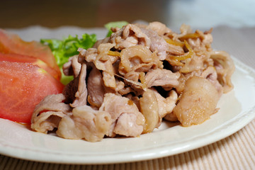 豚肉のしょうが焼き