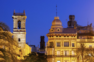 Fototapeta na wymiar Old architecture of Valencia