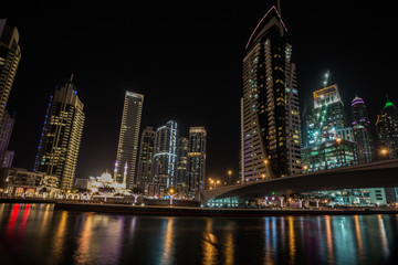 Obraz premium Dubai Marina at night, UAE