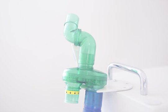 Physiotherapy gas emission monitor - Powered by Adobe